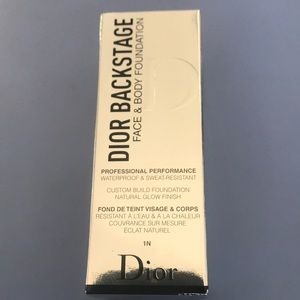 NIB Dior Backstage Foundation in 1N